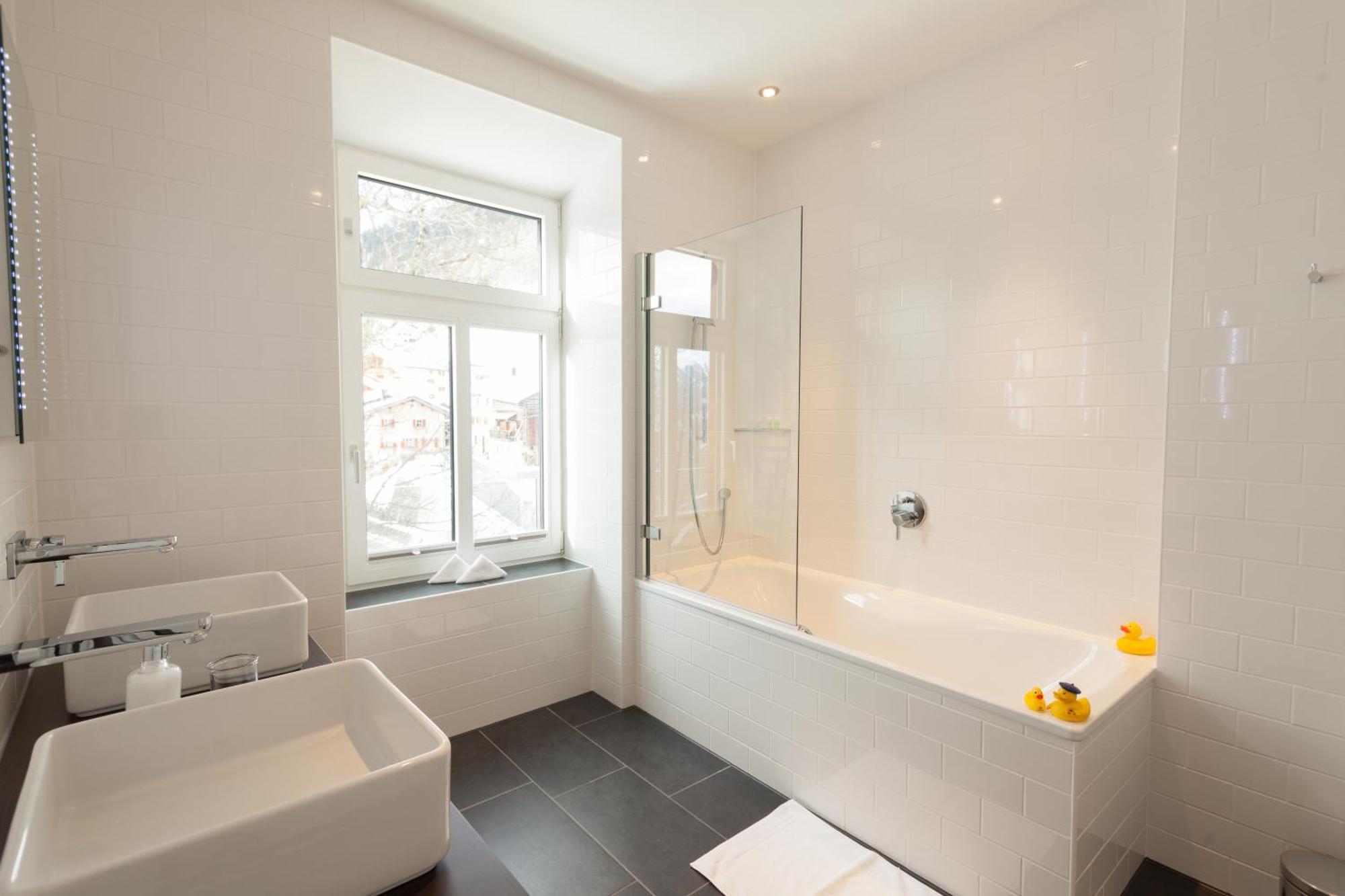 Boutique-Hotel Garni Bellevue Davos Wiesen Exterior photo